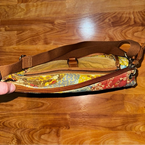 Fossil Maddox Boho Tapestry Purse/Shoulder Bag, Cross Body-Pockets 10.5” x 9” - Picture 9 of 15